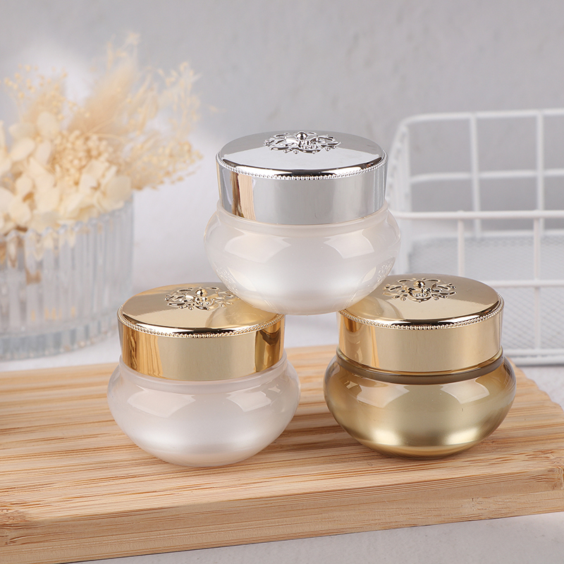 Acrylic Empty Travel Cream Jar - Luxury Skincare Tools recension och pris
